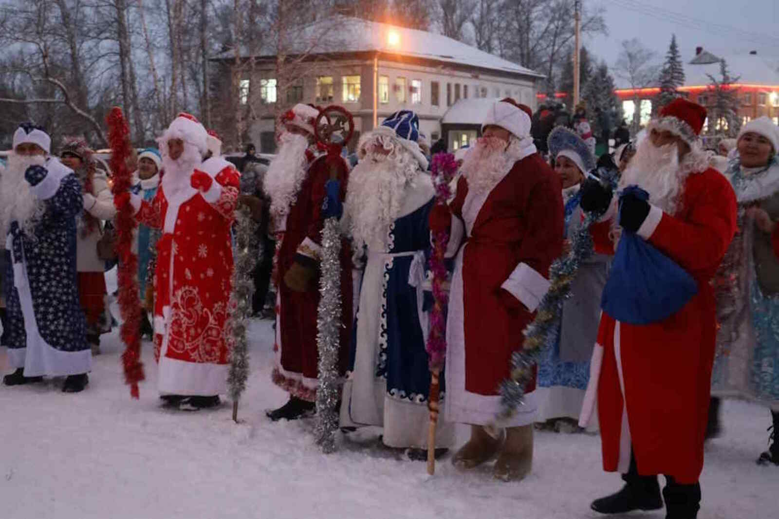 К ёлке – за особым настроением!