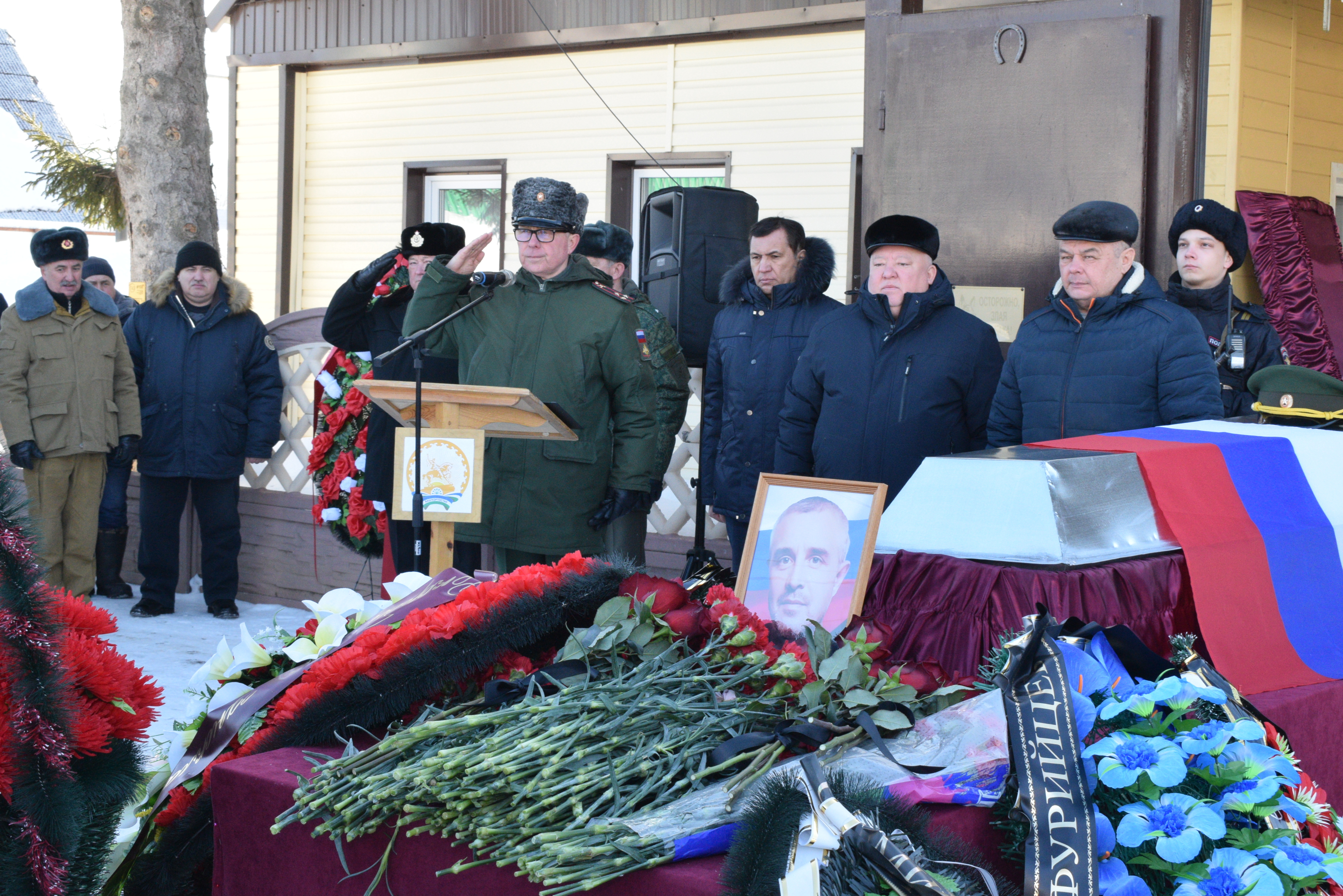 Сегодня в Красноусольском простились с погибшим на СВО бойцом Тимофеем Виноградовым