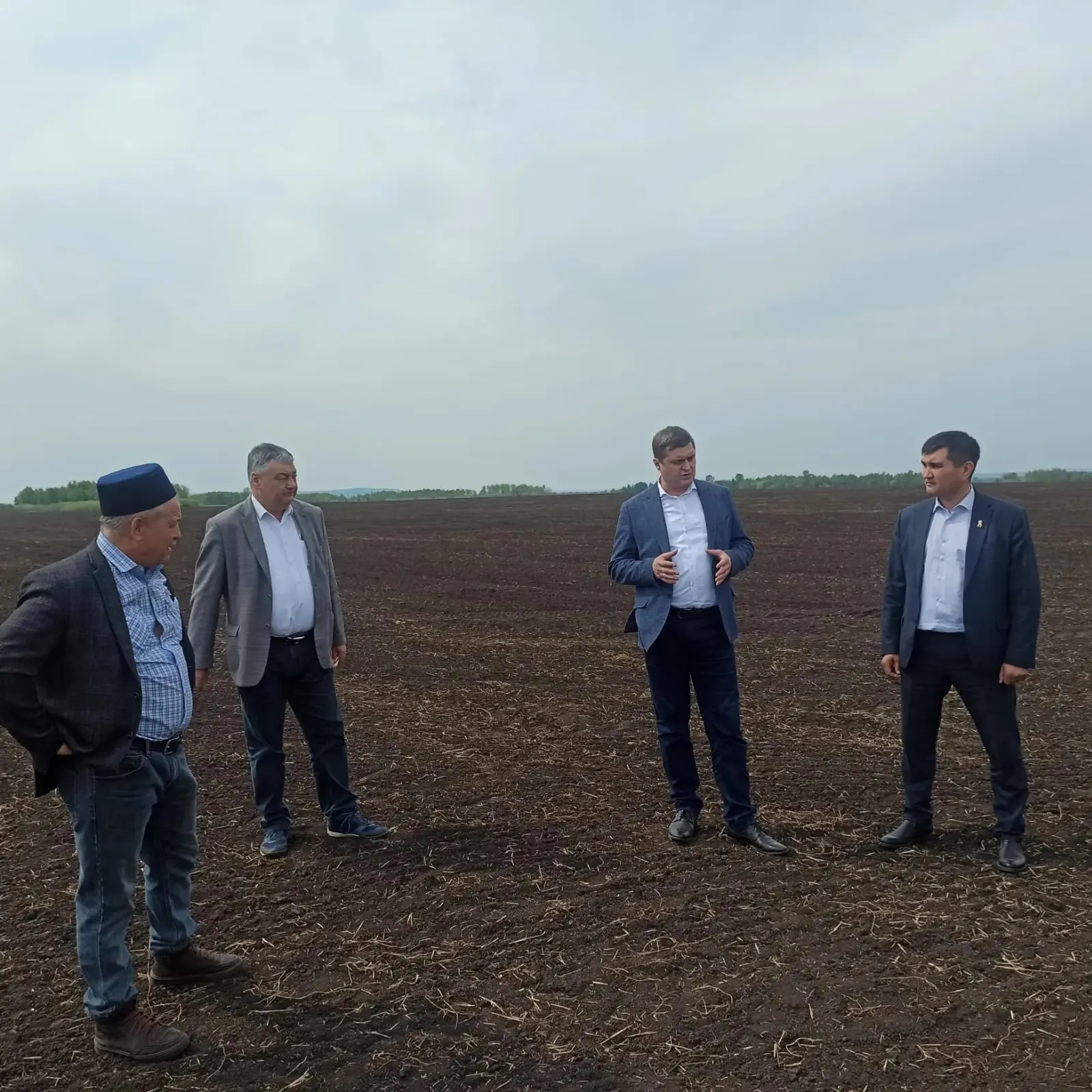 В Гафурийском районе с рабочим визитом побывали представители Минсельхоза РБ