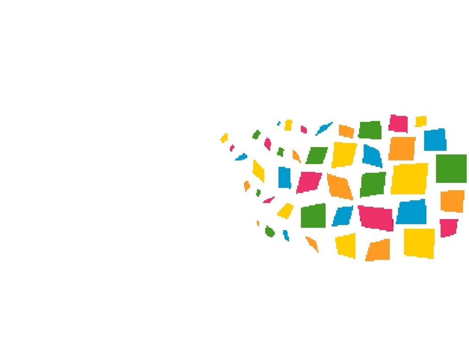 Участники митинга традиционно возложили цветы и венки к мемориальному комплексу.