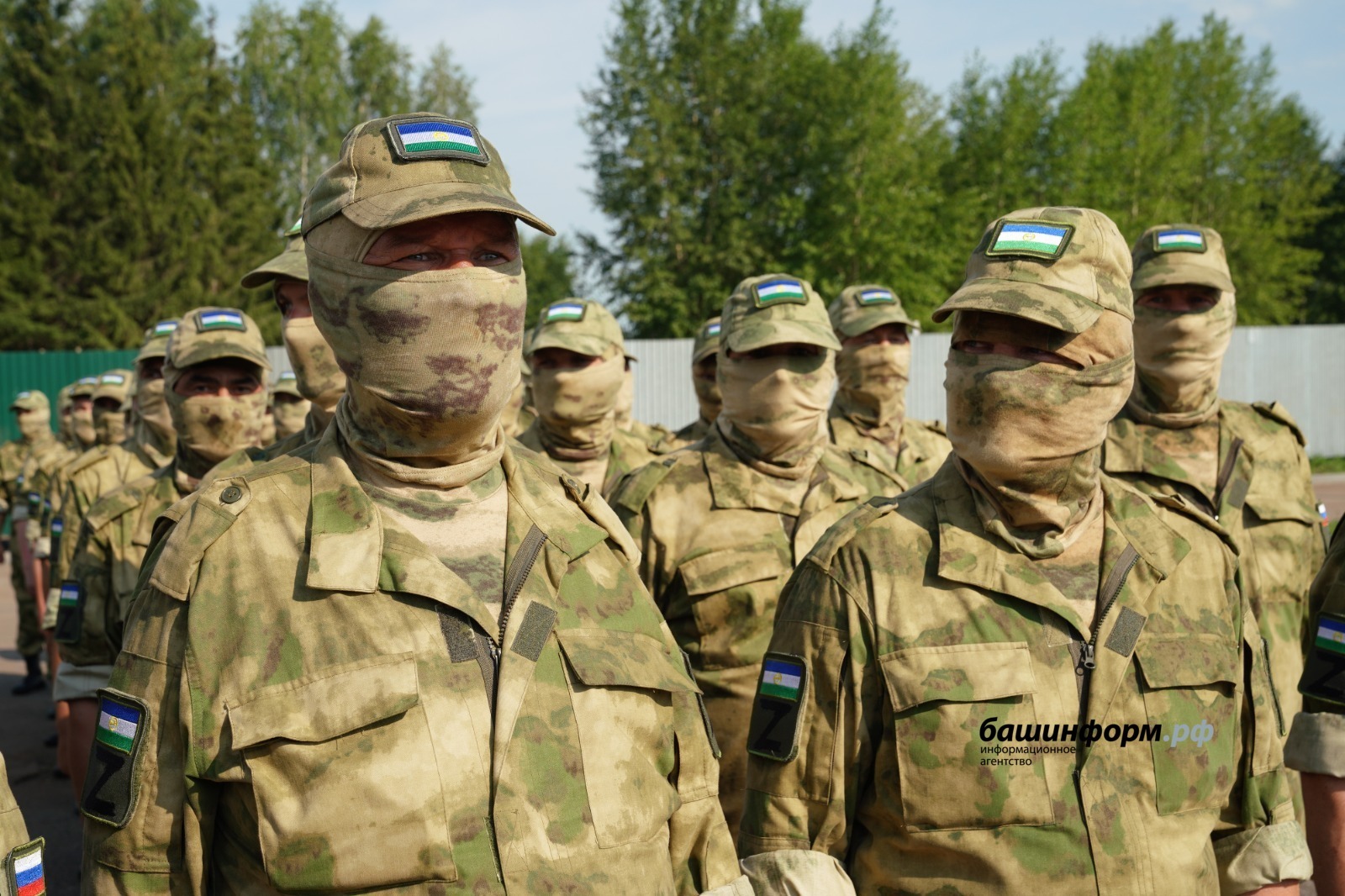 В. Путин подписал указ о награждении бойцов добровольческих батальонов Башкирии госнаградами