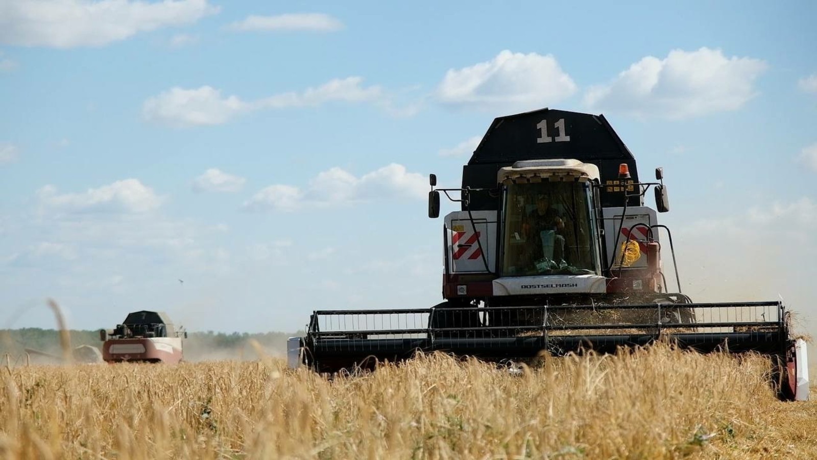 Башкирия компенсирует аграриям 860 млн рублей затрат на покупку техники