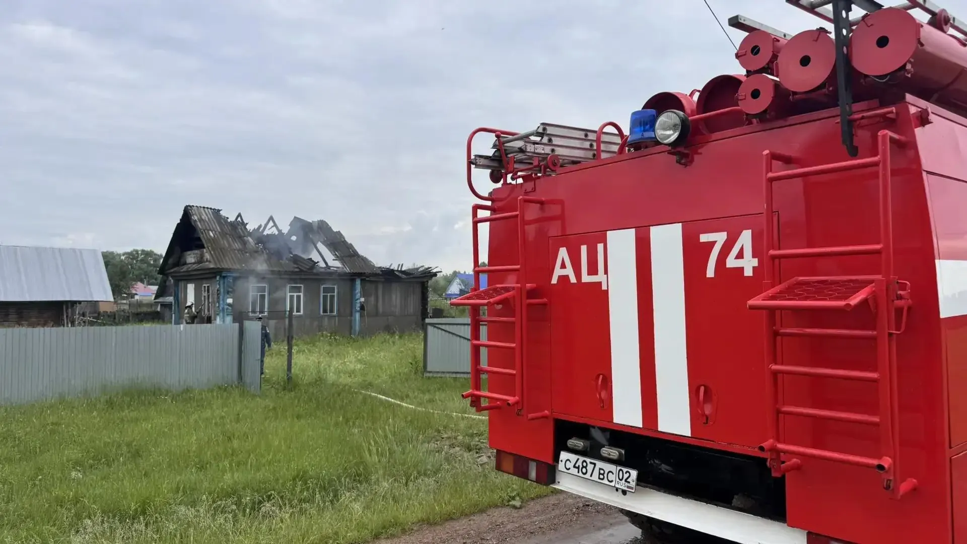 В Гафурийском районе во время пожара погиб пожилой мужчина
