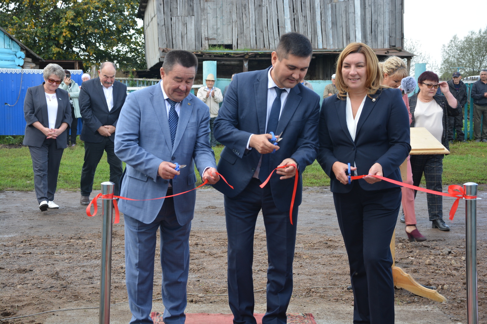 В деревнях Бакрак и Юрмаш открылись модульные ФАПы!