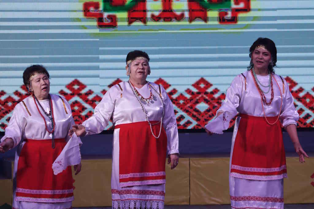 Не быть одинаковыми, а идти к одной цели