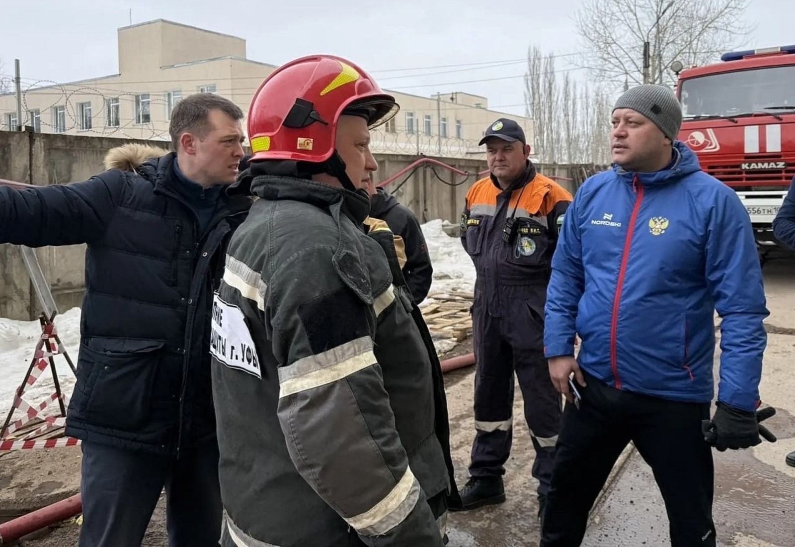 Уфу атаковали беспилотники: два упали на строящийся многоквартирный дом