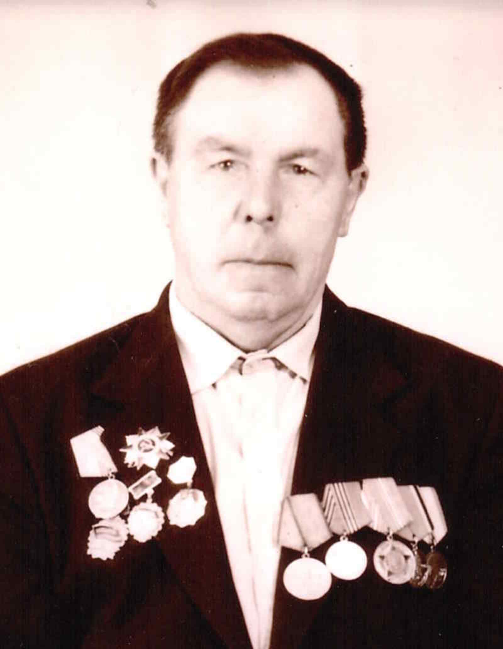 «Кому память, кому слава, кому тёмная вода…»