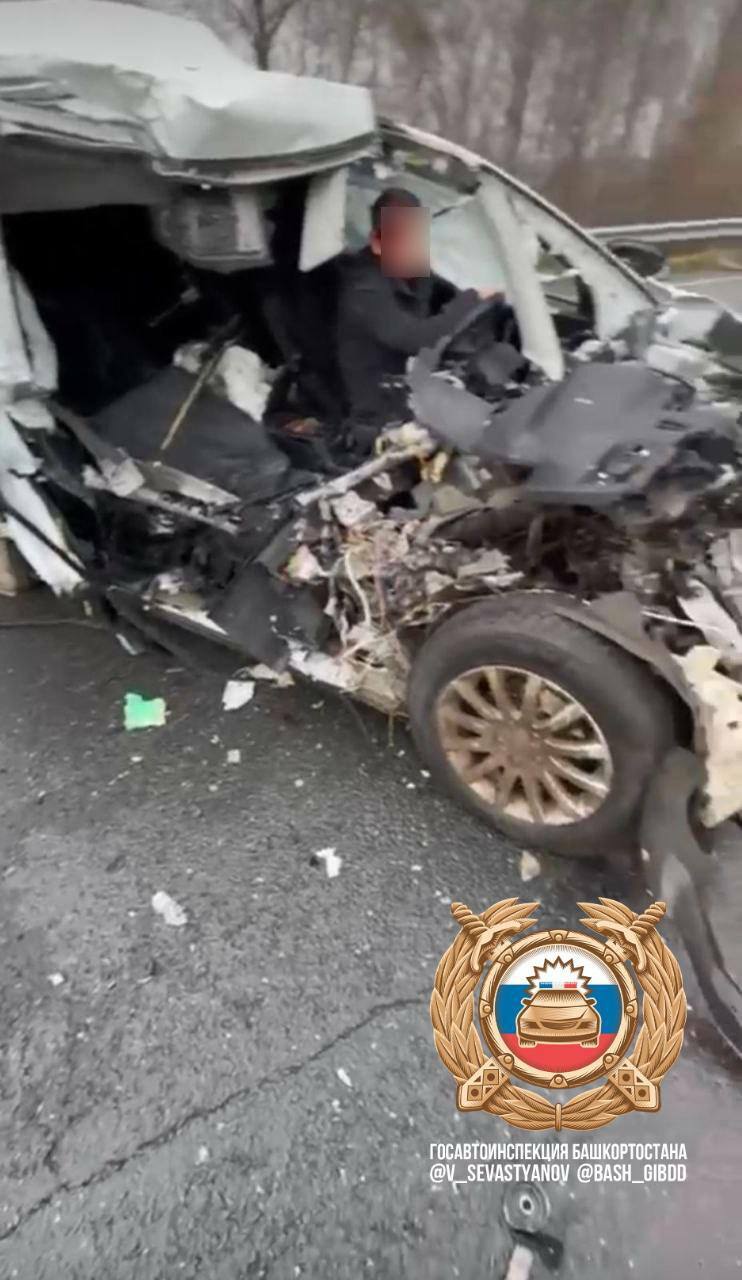 В жутком ДТП с бензовозом у пассажира иномарки оторвало ногу