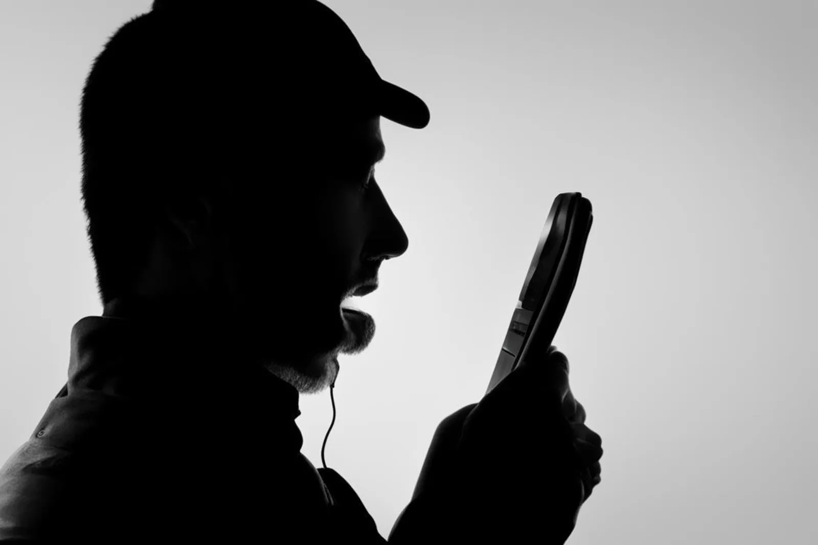 В Башкортостане таксист спас пенсионера от мошенников