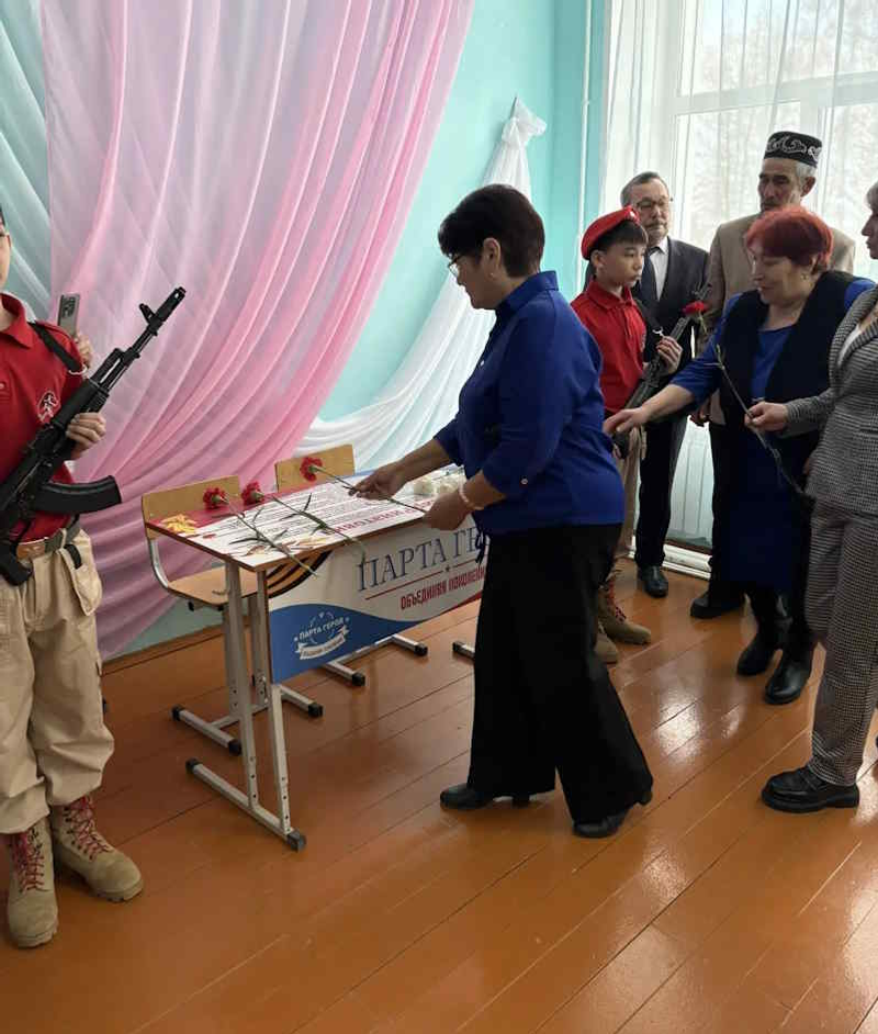 Он мечтал стать военным…