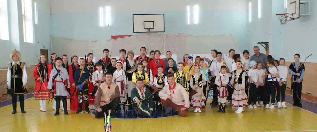 Спортивные состязания в честь героев