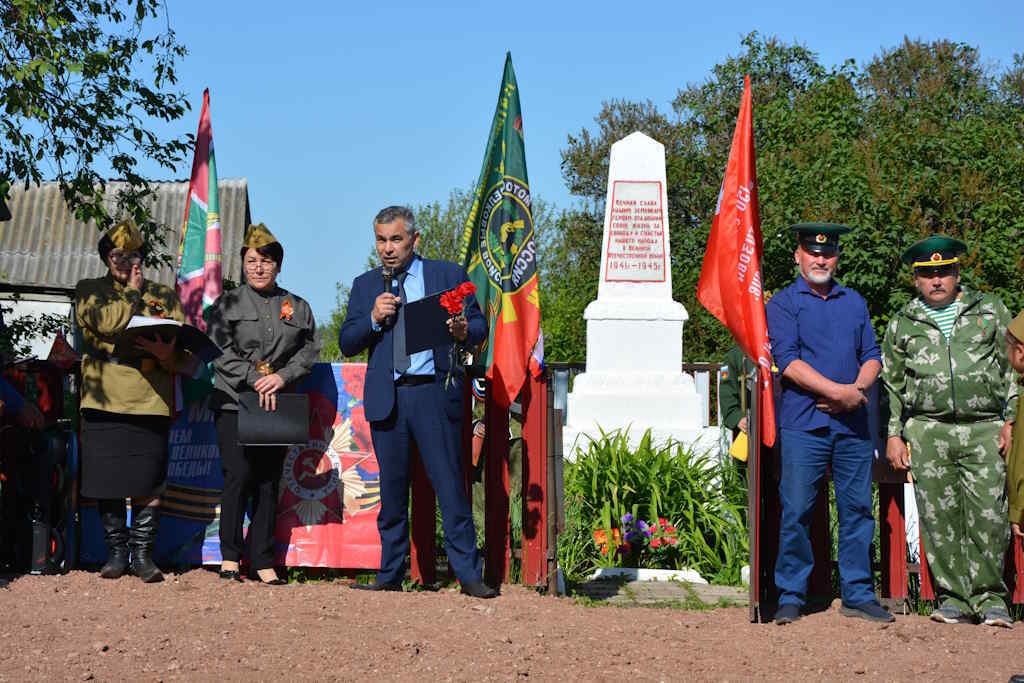 Он жизнь свою отдал за нас…