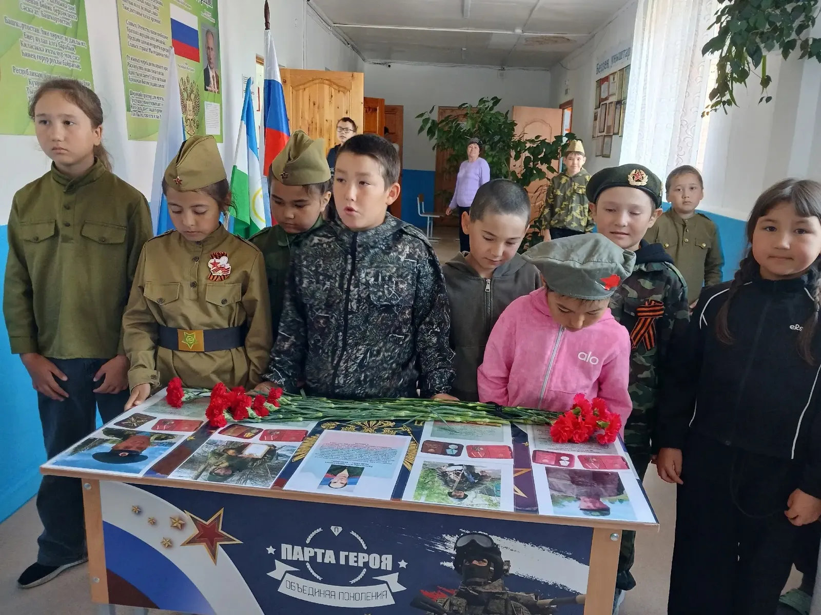 В школе д. Юзимяново открыли парту Героя в память о погибших на СВО земляках