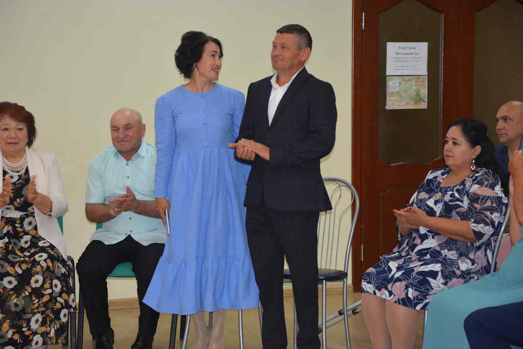 Любовь сквозь годы пронести…