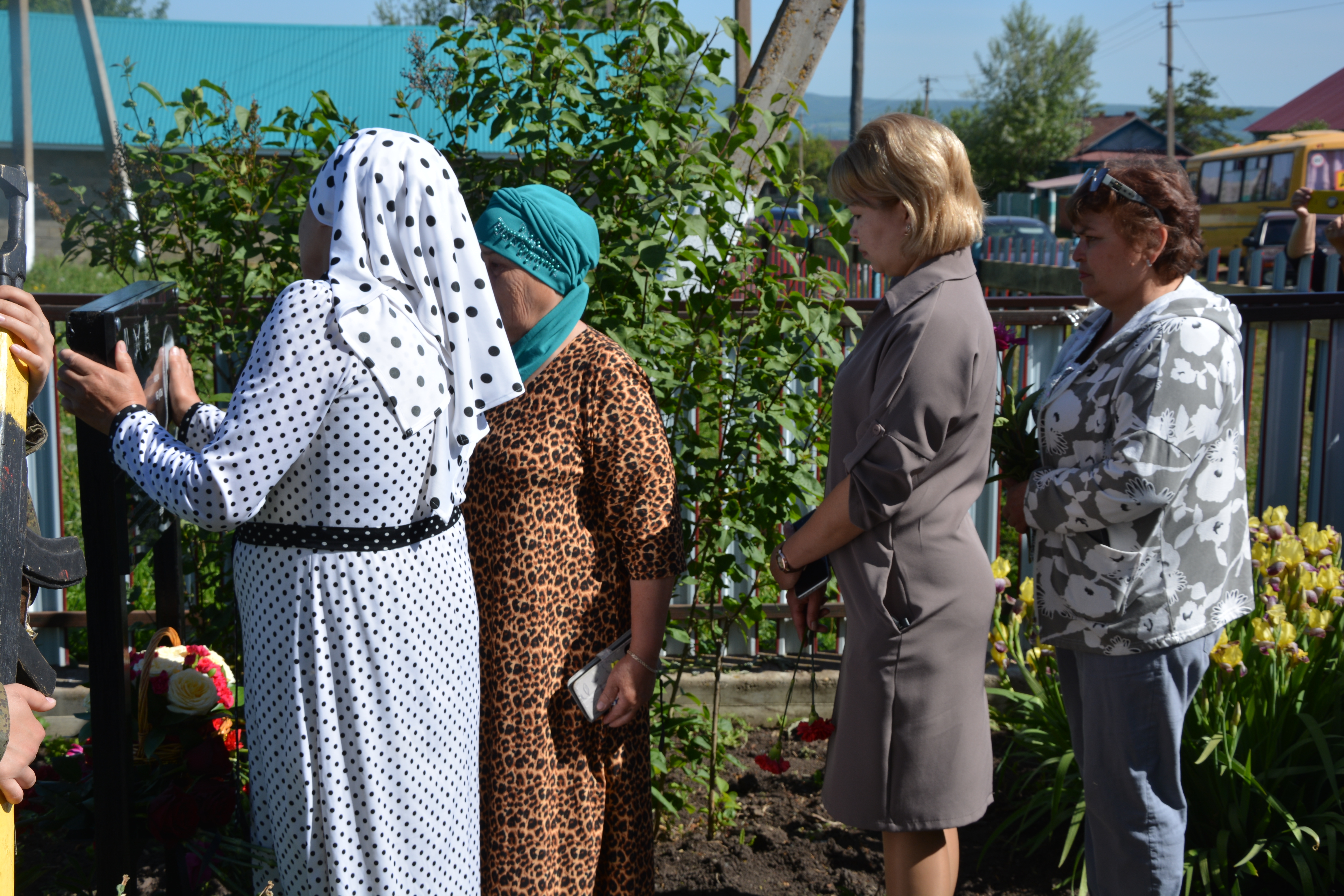 Память участника СВ Альтафа Загидуллина увековечили на мемориальной доске
