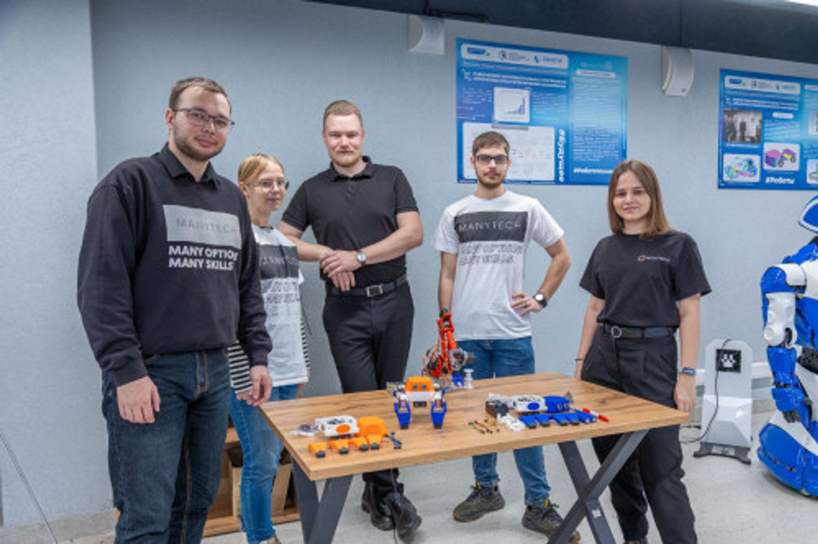 В кампусе Уфы разработали продвинутые образовательные наборы по робототехнике