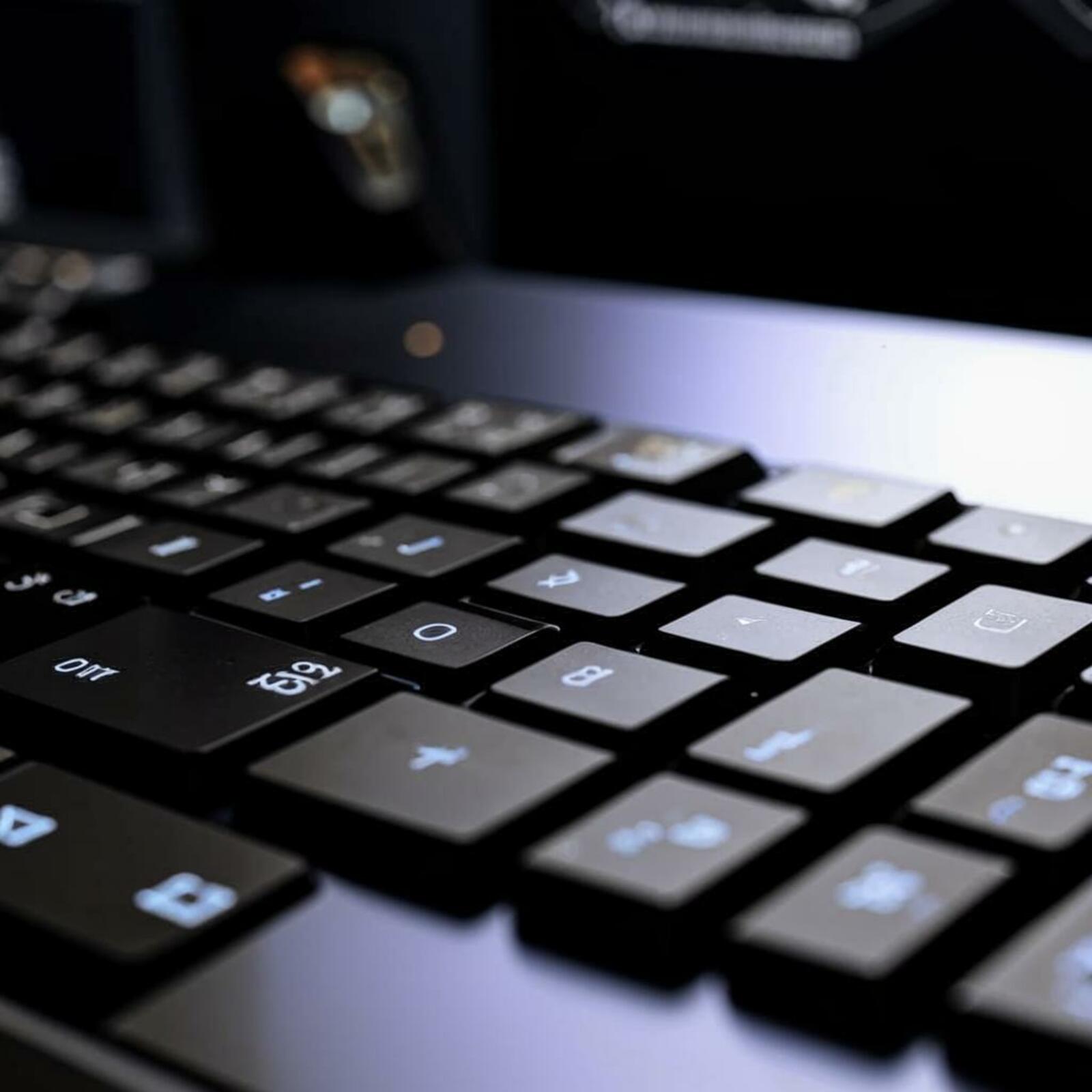 Жители республики перешли по ссылке и лишились более 170 тысяч рублей