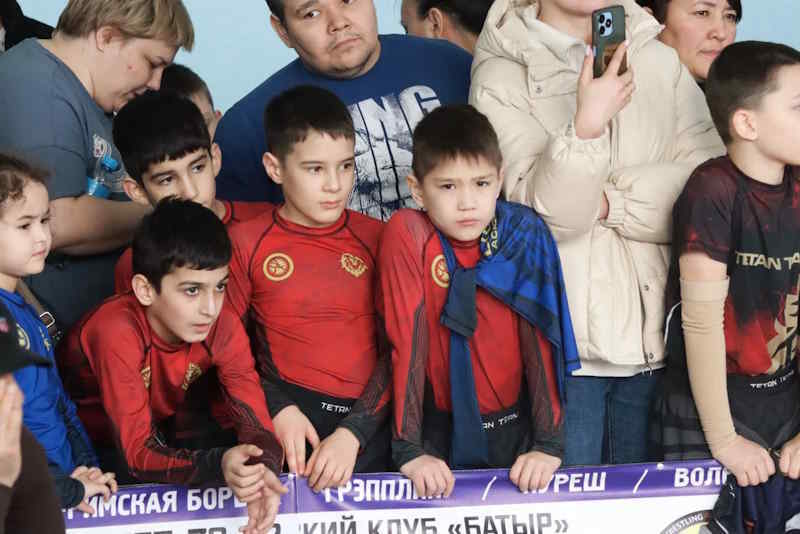 Спортивные состязания в честь героев