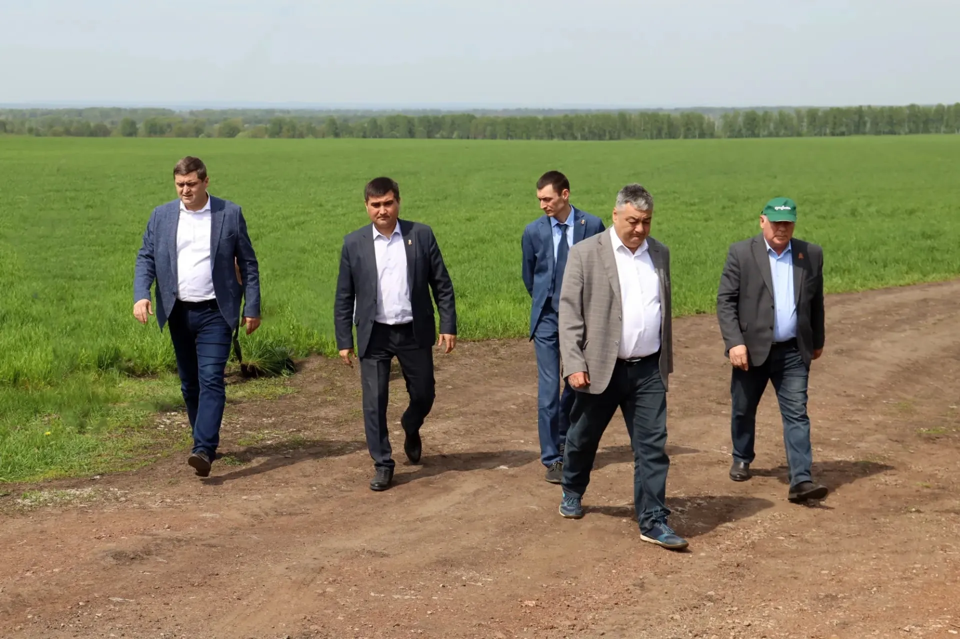 В Гафурийском районе с рабочим визитом побывали представители Минсельхоза РБ