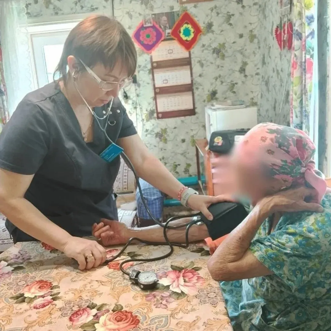 В рамках «Дней народного здоровья» фельдшеры ФАПов ЦРБ усилили подворовые обходы