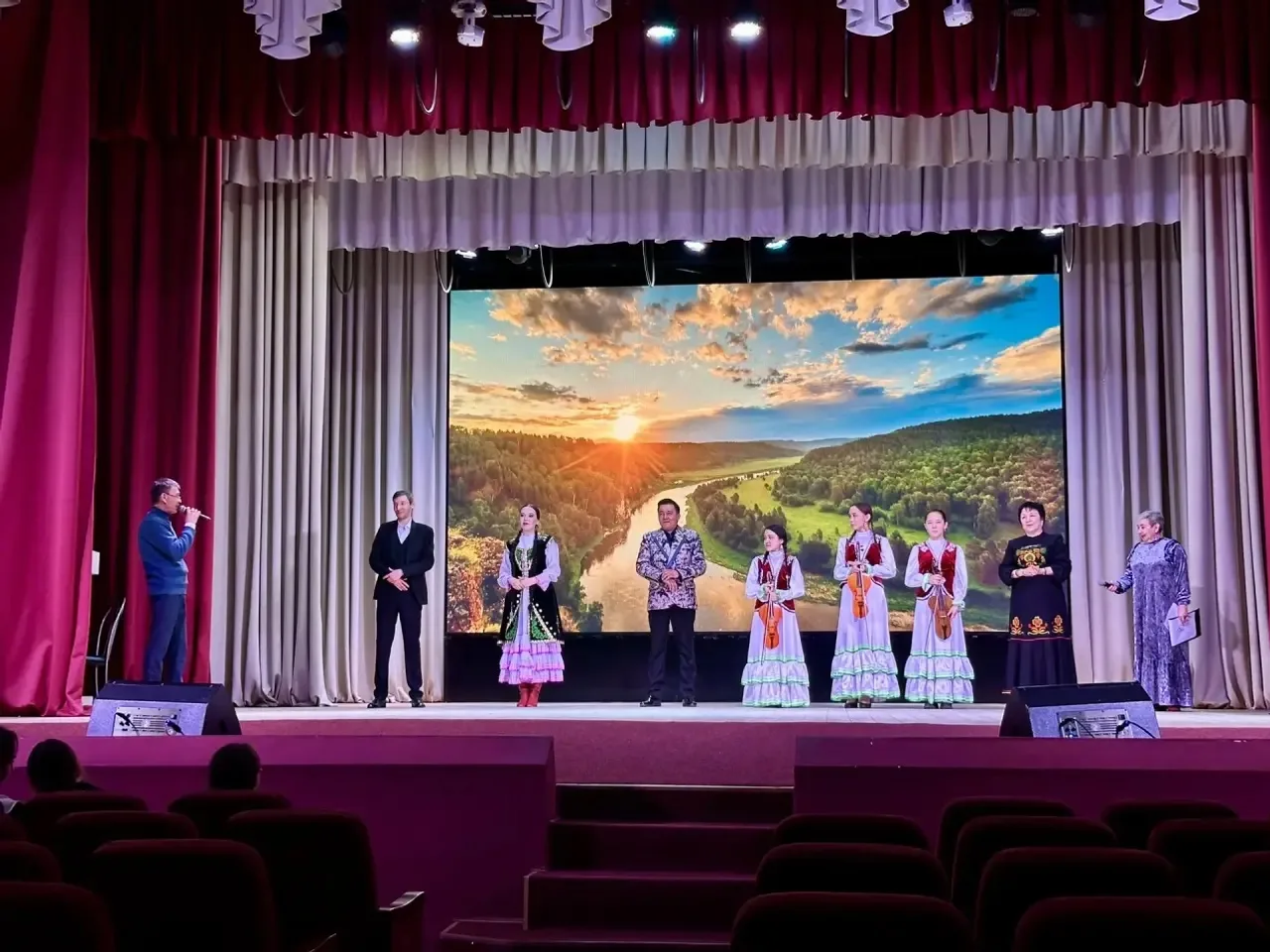 «Путешествие в мир народного творчества» состоялось в РДК с. Красноусольский