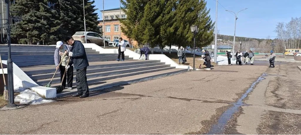 Весенний месячник чистоты в Гафурийском районе стартовал!