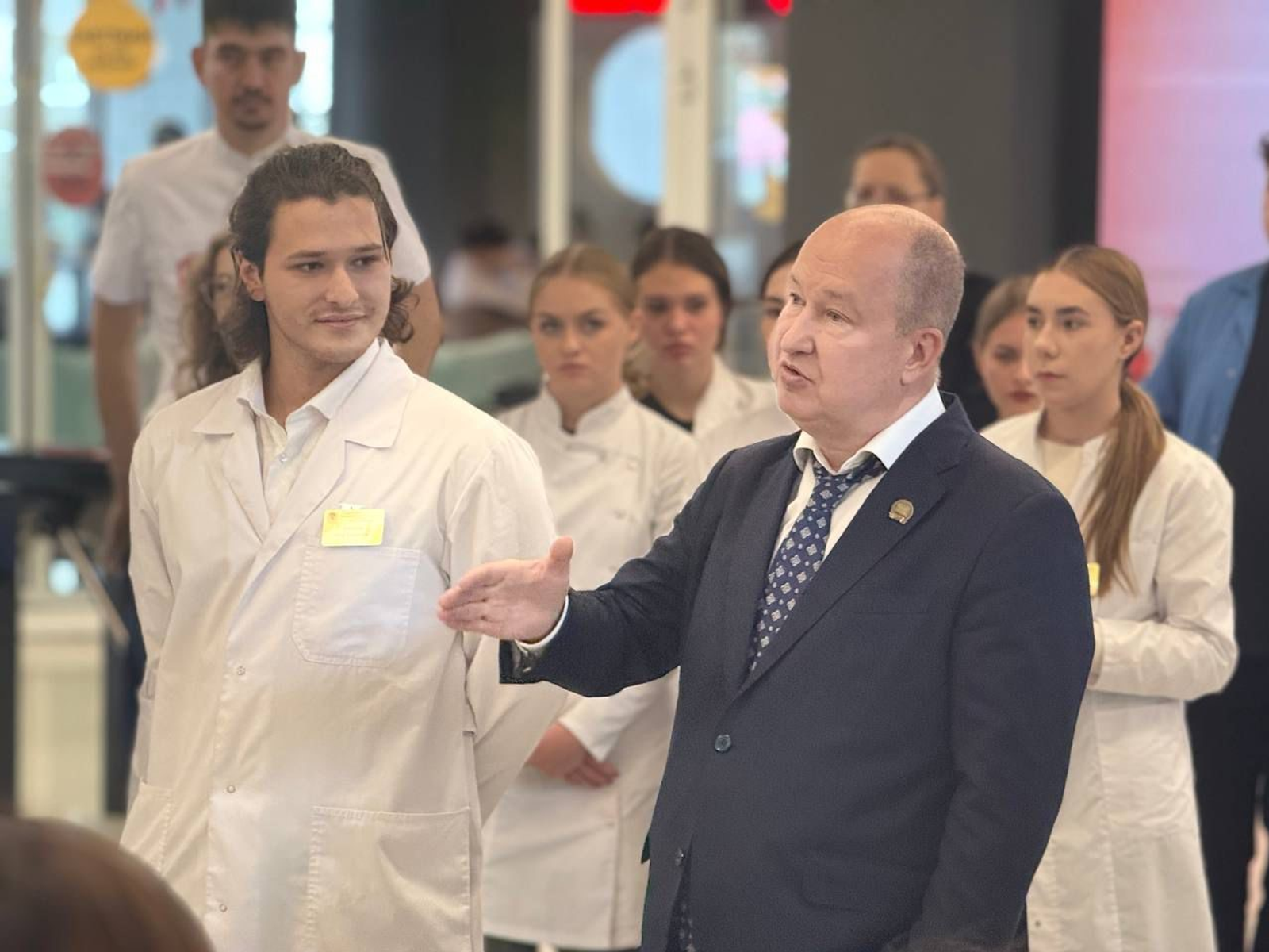 В Межвузовском кампусе Уфы открылась фотовыставка «БГМУ: жизнь в кадре»