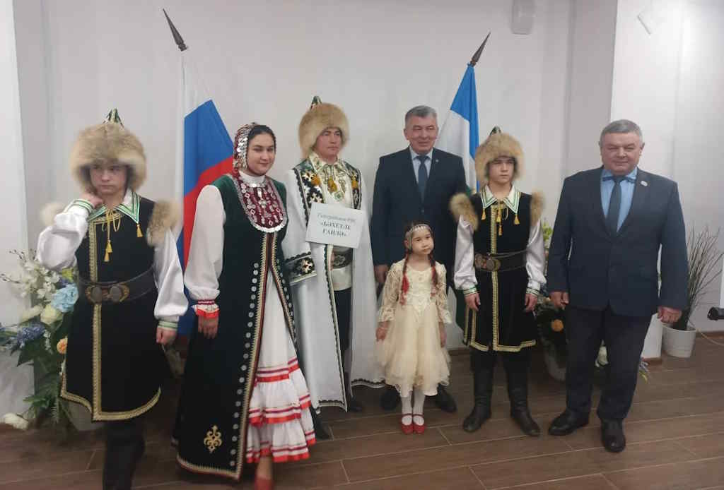 Единством и талантом сильны