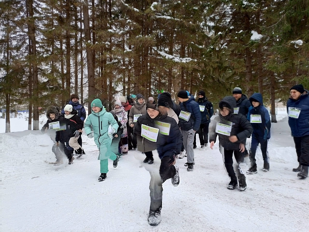 Гафурийцы встретили новый год традиционным Забегом обещаний