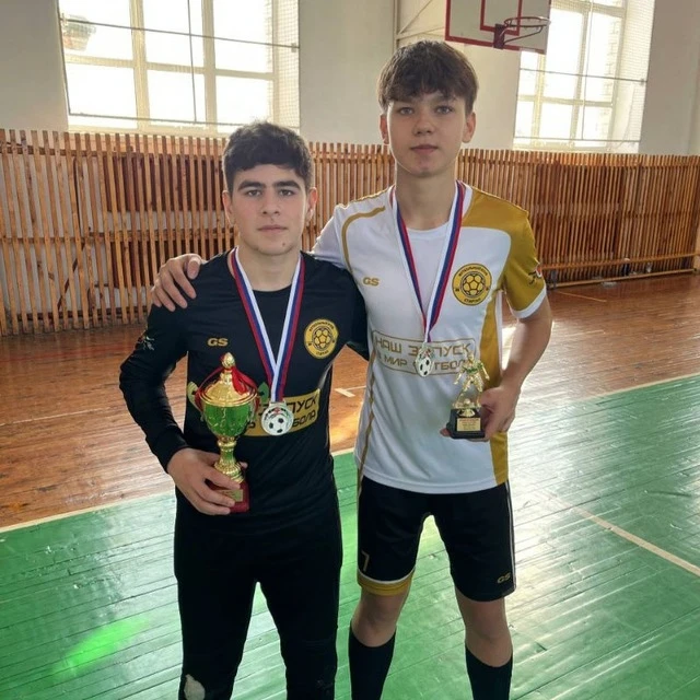 Футболисты Гафурийского района — серебряные призёры Сельской футбольной лиги!