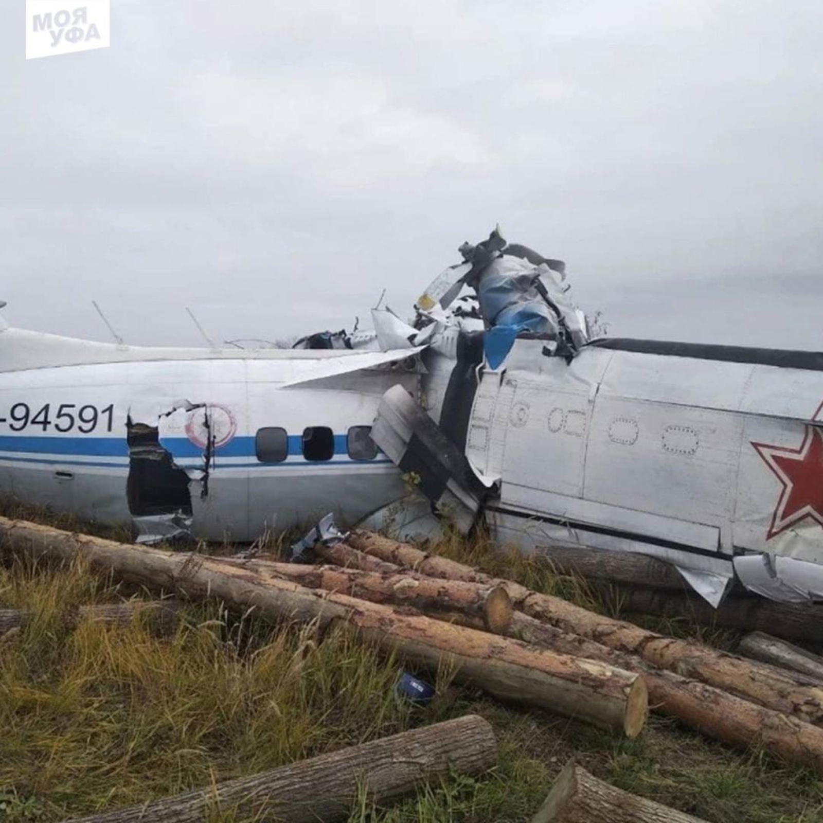 В разбившемся в Татарстане самолете были четыре парашютиста из Башкирии