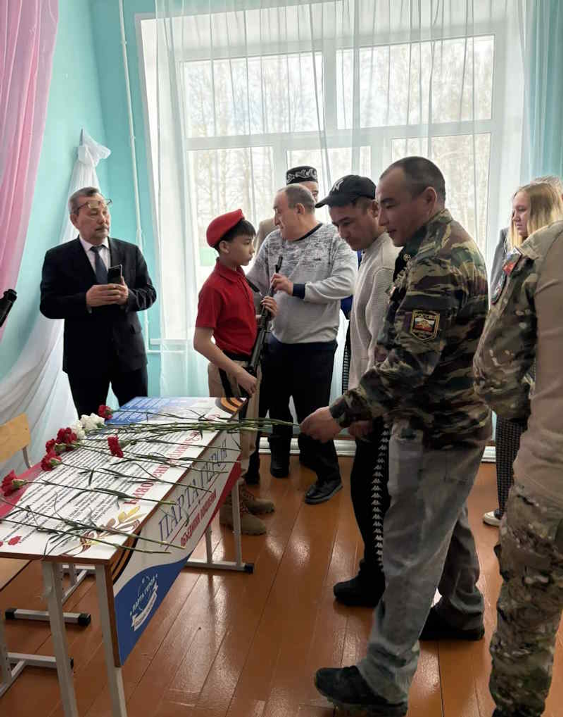 Он мечтал стать военным…