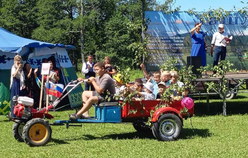 Святая, как век, деревенька моя…